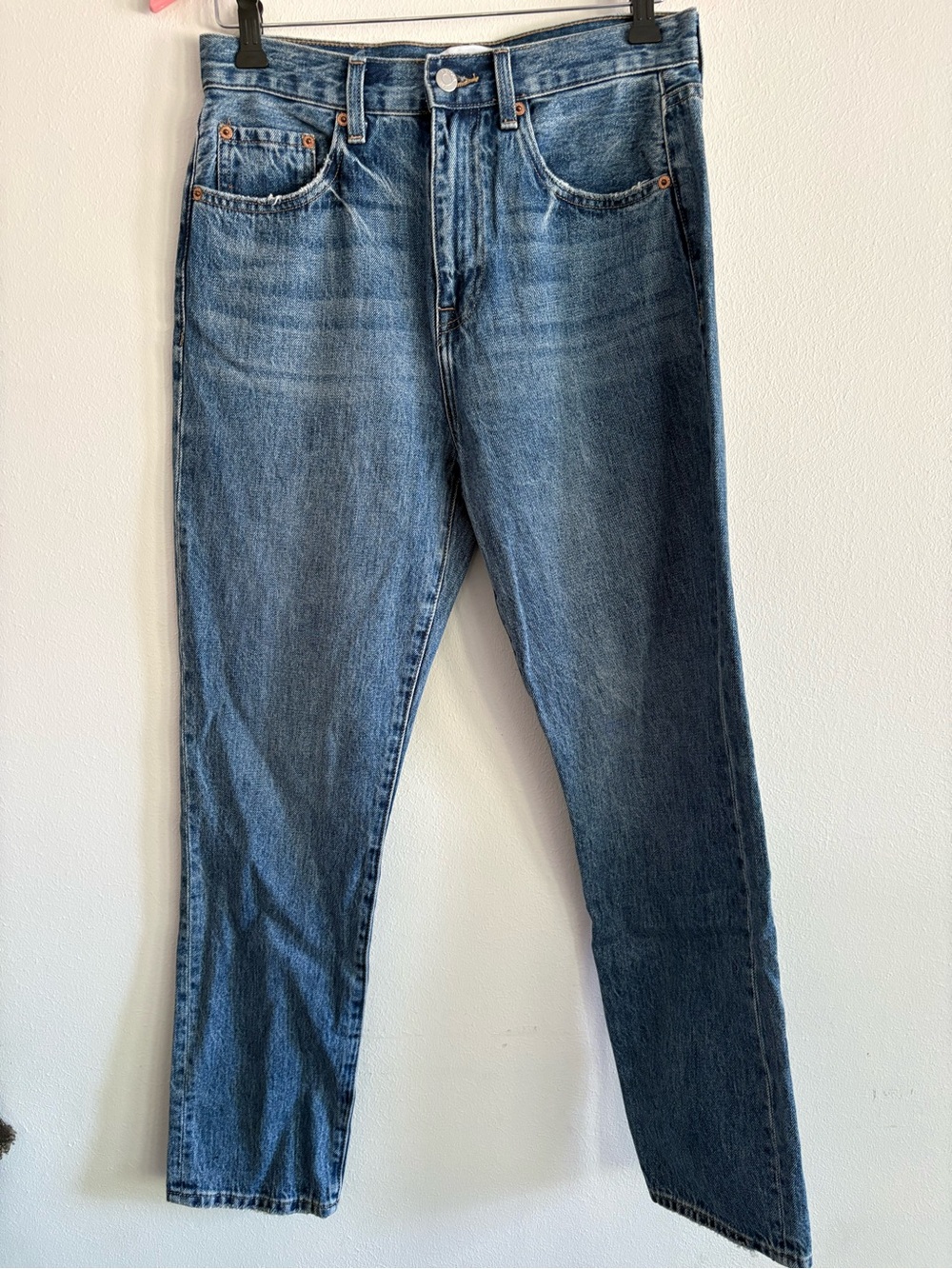 pistola Classic Medium Blue Slim Straight Jeans